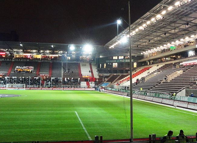 FC. St. Pauli, Eintracht Braunschweig und Würzburger Kickers: Tabellenende punktet erneut